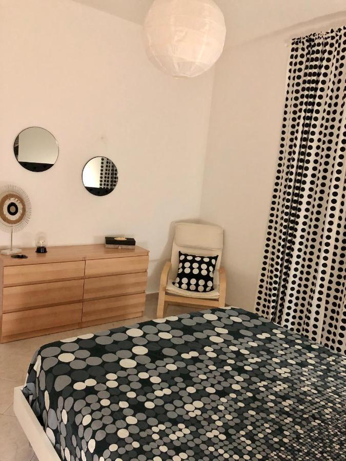 Casa Vacanze Kristel 巴莱斯特拉泰 外观 照片