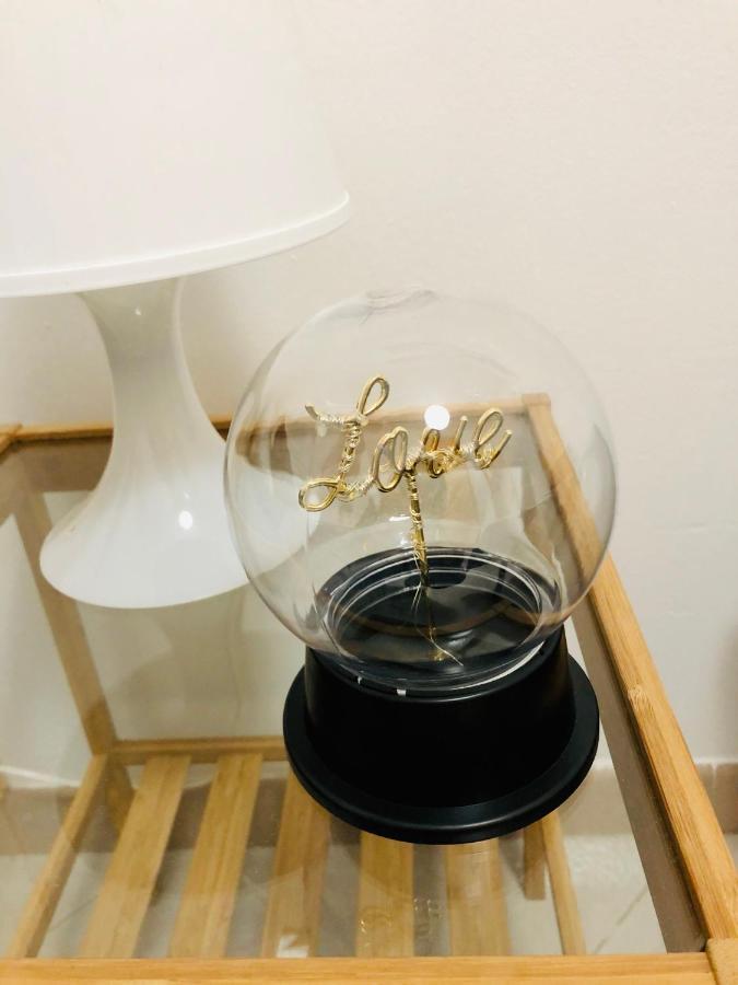 Casa Vacanze Kristel 巴莱斯特拉泰 外观 照片